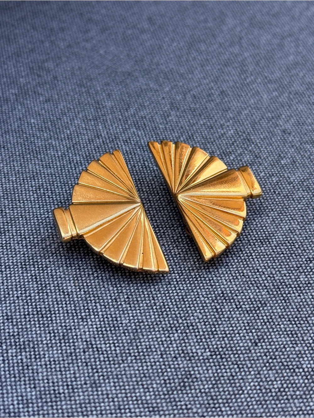 VTG Karl Lagerfeld Iconic Gold Tone Fan-Shaped Art Deco Clip On Earrings
